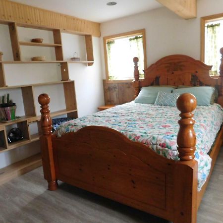 No View Farm Bed & Breakfast Rumford Ngoại thất bức ảnh