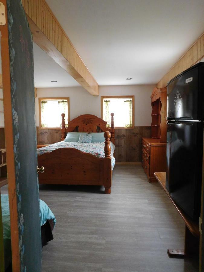 No View Farm Bed & Breakfast Rumford Ngoại thất bức ảnh
