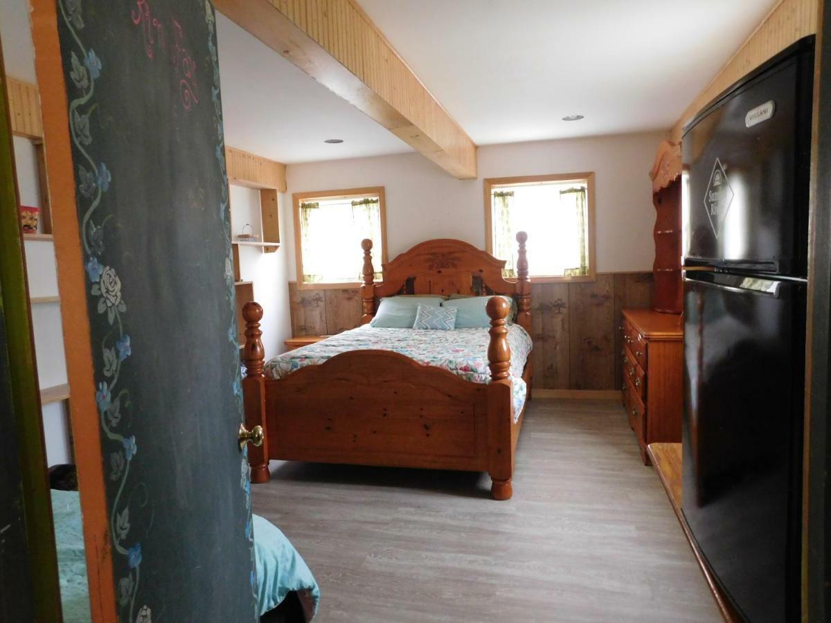 No View Farm Bed & Breakfast Rumford Ngoại thất bức ảnh